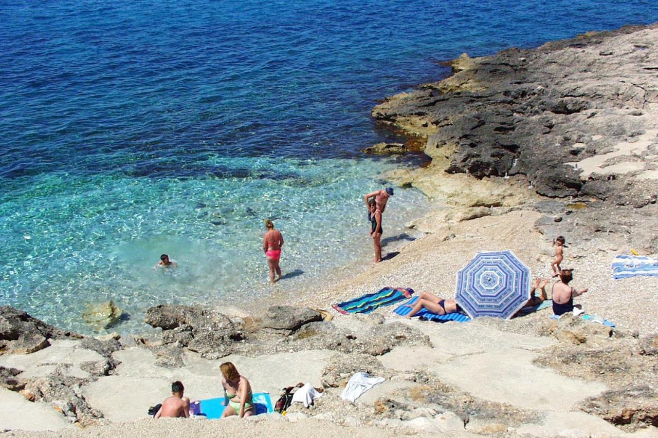 Apartments With A Parking Space Ivan Dolac, Hvar - 8797 Esterno foto